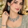 Emerald Royale Bridal Jewelry Set (2)