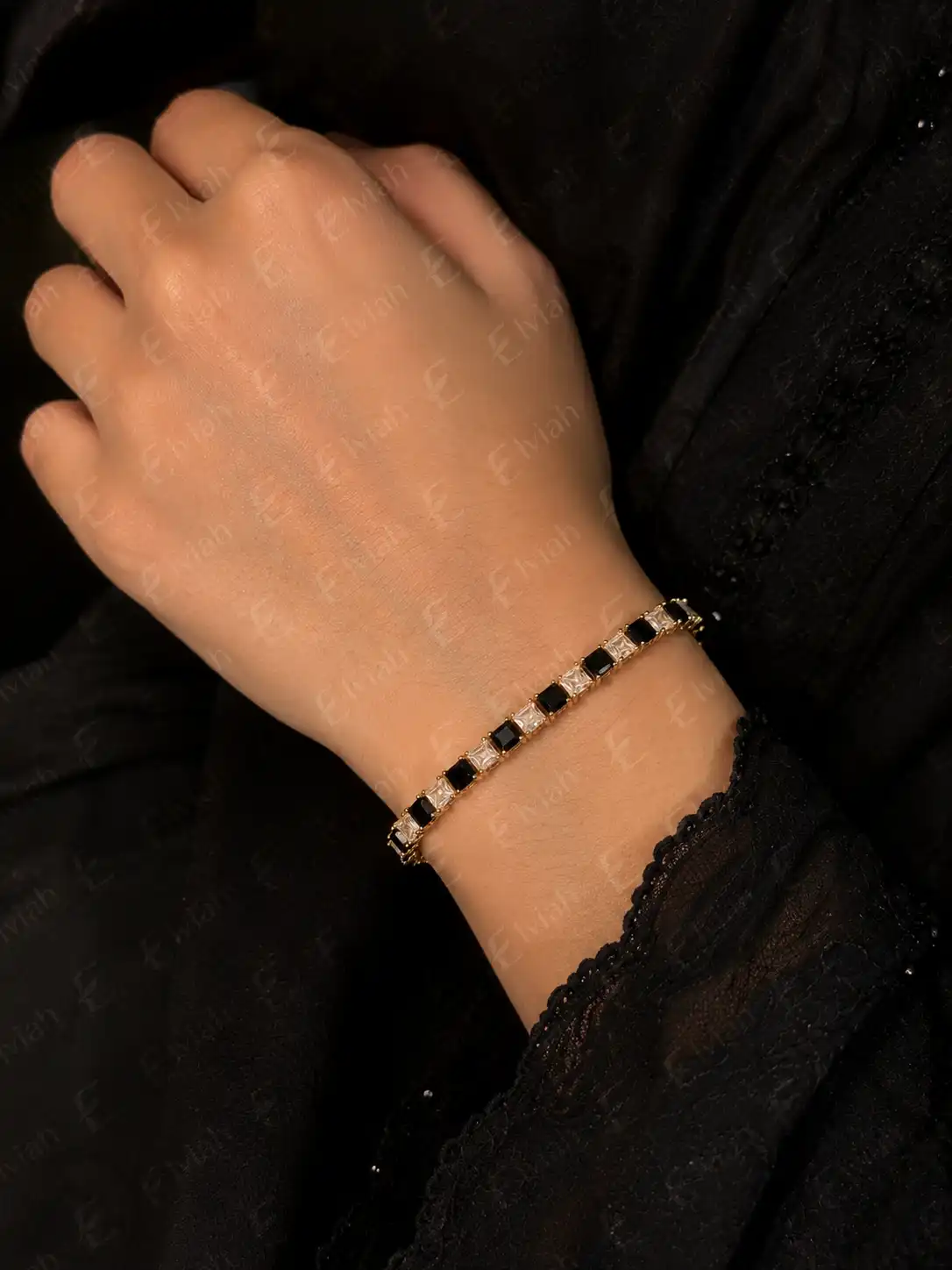 Onyx Grid Tennis Bracelet (5)